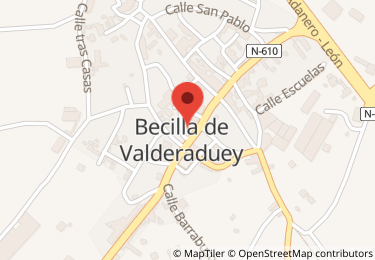 Vivienda en plaza mayor, Becilla de Valderaduey